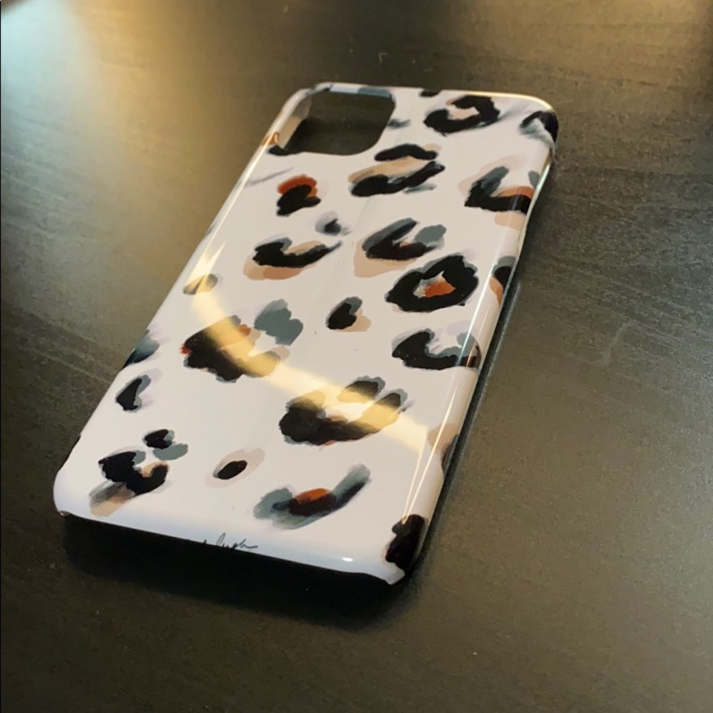 iPhone 11 Pro Max phone case - Picture 1 of 2